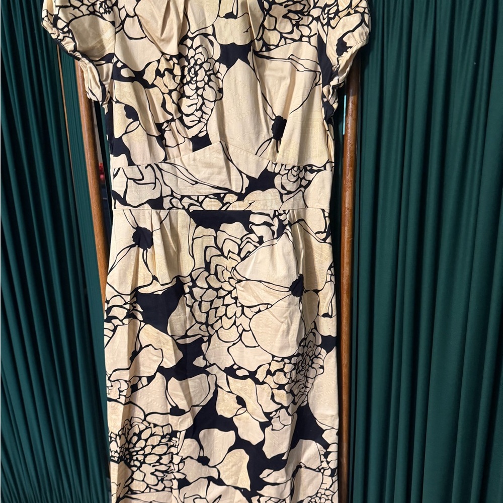 Stop Staring Cream and Black Floral Cap-Sleeve Midi Dress